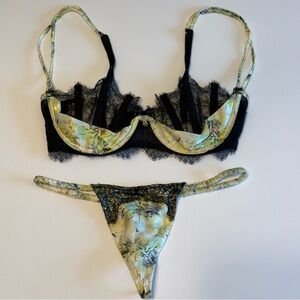 VS Designer Collection Fantasy Island Bra Set